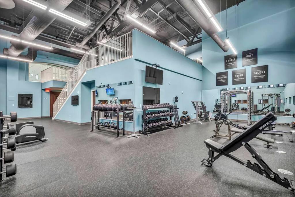 Apartamento 2Br Unit In The Heart Of Dt On Playhouse Square, With Pool And Gym Access-1106 Cleveland Exterior foto