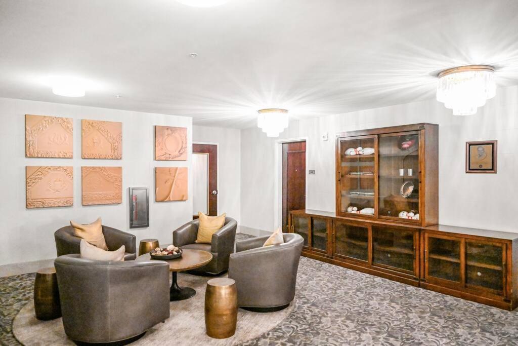 Apartamento 2Br Unit In The Heart Of Dt On Playhouse Square, With Pool And Gym Access-1106 Cleveland Exterior foto