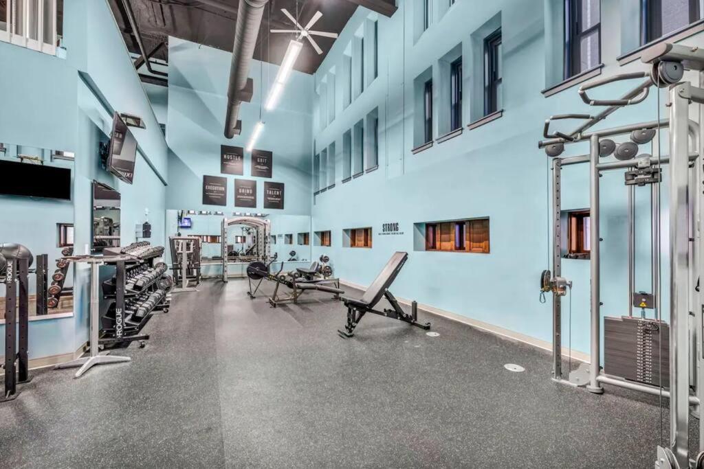 Apartamento 2Br Unit In The Heart Of Dt On Playhouse Square, With Pool And Gym Access-1106 Cleveland Exterior foto